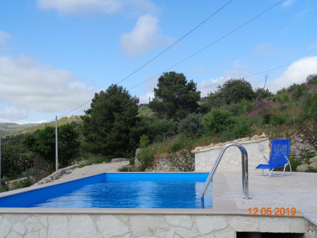 La Pietra Villa Chiaramonte Gulfi Bagian luar foto